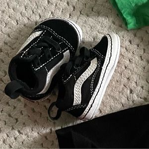INFANT VANS